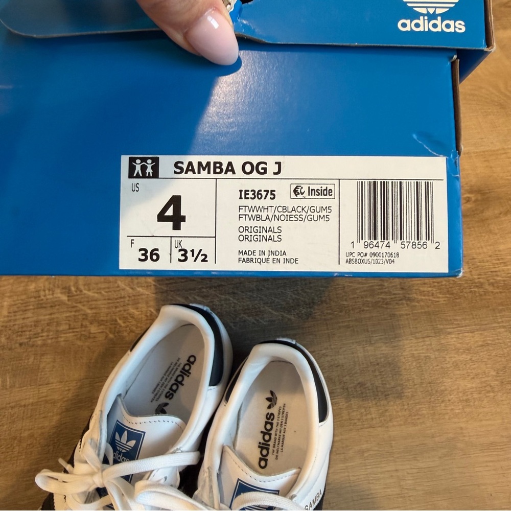 adidas Samba OG J Kids Sneakers in White and Black Size 4 - Picture 5 of 6
